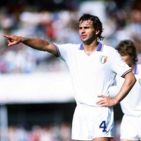 Seconda maglia bianca Italia 1982. Europei