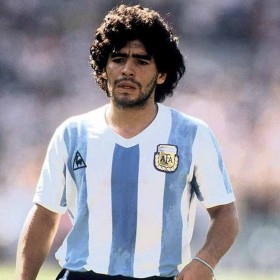 Maglia retro Argentina Kempes | Retrofootball