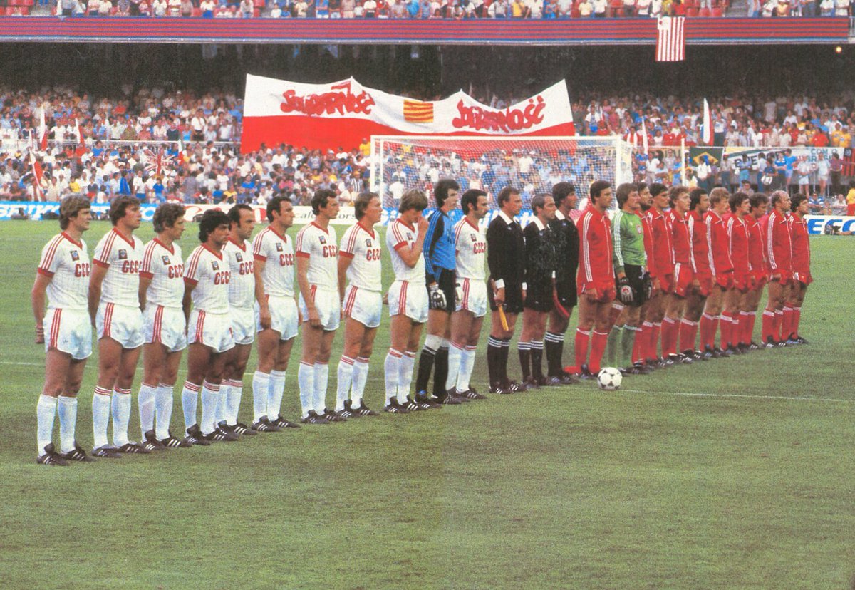 Maglia CCCP 1982 ospiti contro la Polonia a Spagna 82